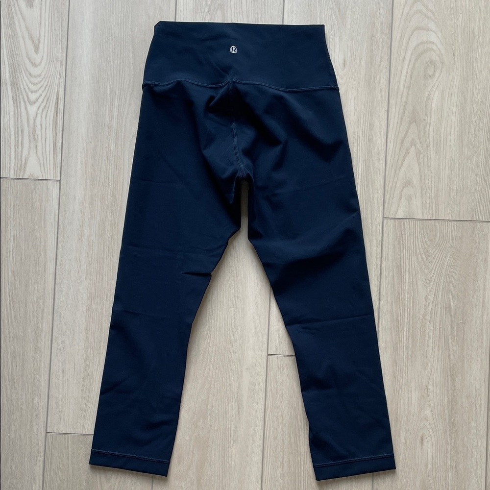 lululemon Wunder Under Leggings 21” in Navy